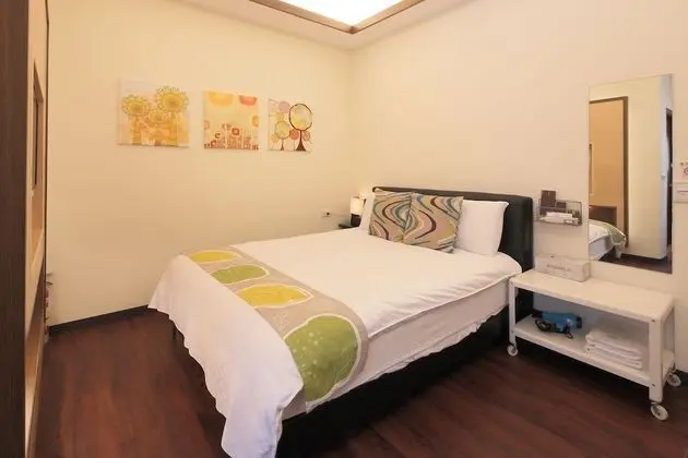Design Tek Büyük Yataklı Oda, 1 Çift Kişilik Yatak