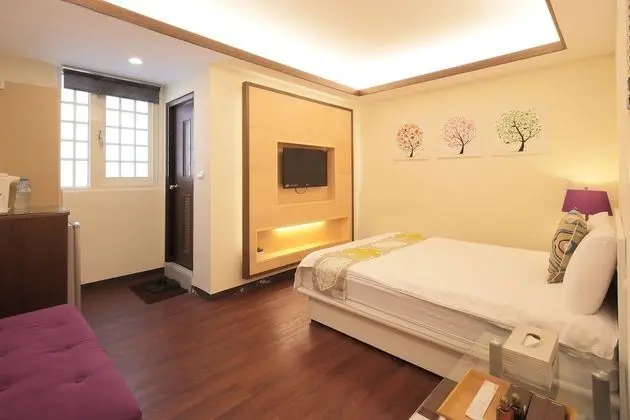 Design Tek Büyük Yataklı Oda, 1 Çift Kişilik Yatak