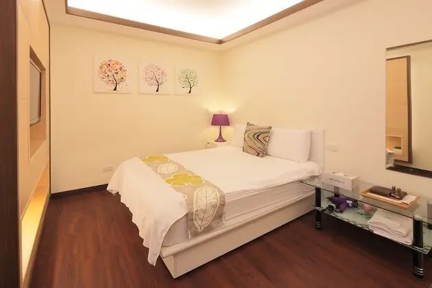 Design Tek Büyük Yataklı Oda, 1 Çift Kişilik Yatak