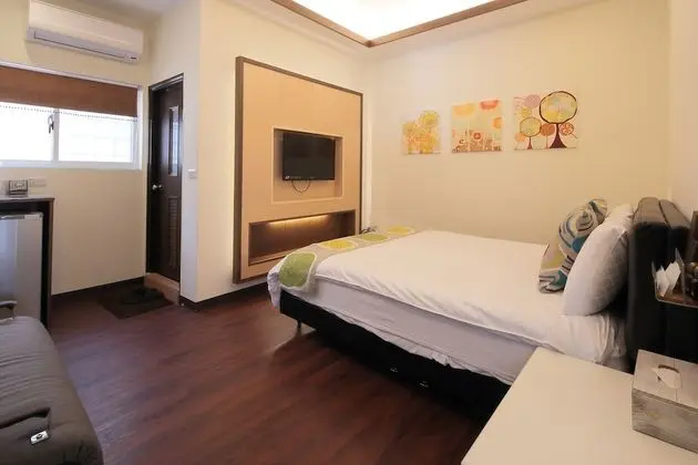 Design Tek Büyük Yataklı Oda, 1 Çift Kişilik Yatak