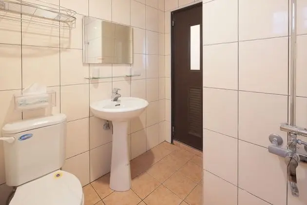 Design Tek Büyük Yataklı Oda, 1 Çift Kişilik Yatak