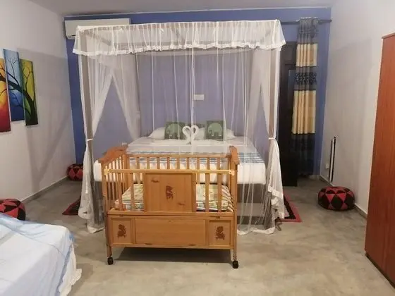 Üç Kişilik Oda