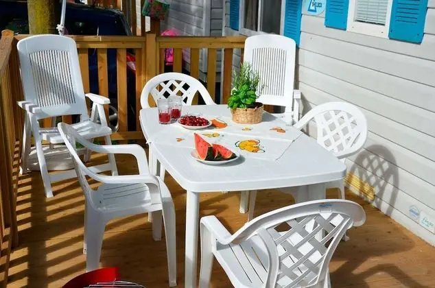 Comfort Karavan, Teras