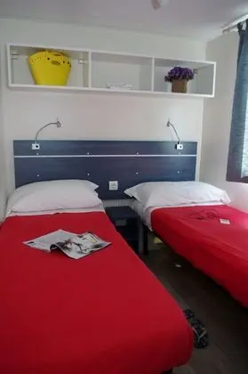 Deluxe Karavan