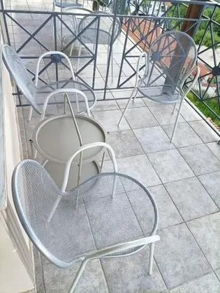 Üç Kişilik Oda