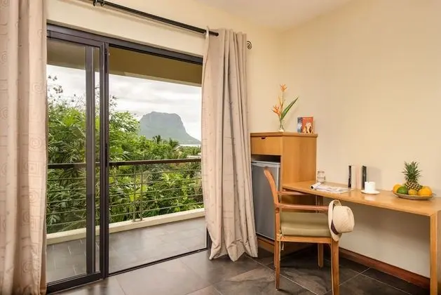 1.Superior VIP Mountain & Ocean View