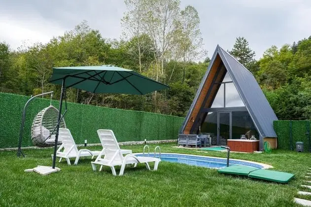Bungalow 1+1 Oda, Dağ Manzaralı, Özel Havuzlu