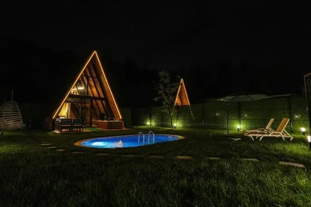 Bungalow 1+1 Oda, Dağ Manzaralı, Özel Havuzlu