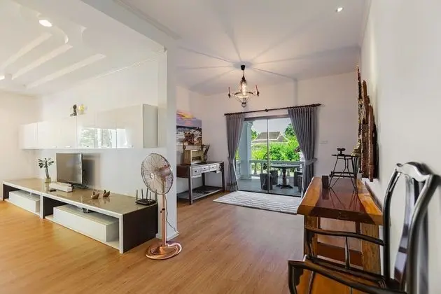 Family Villa, 5 Yatak Odası, Havuz Manzaralı