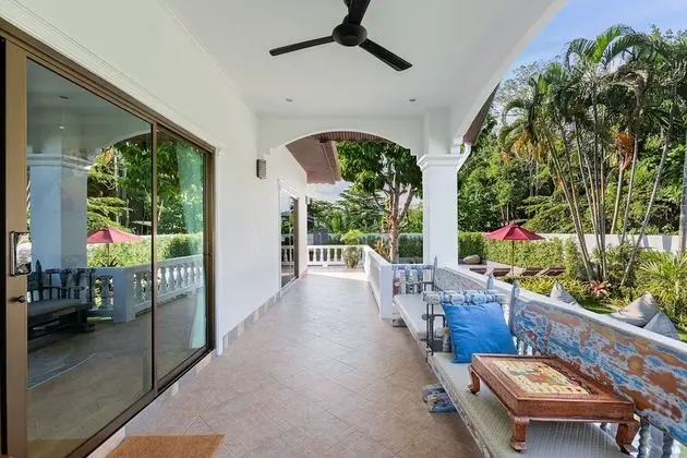 Family Villa, 5 Yatak Odası, Havuz Manzaralı