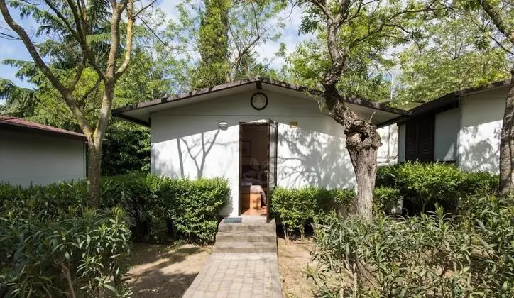 Standard Bungalov (2 Adults)