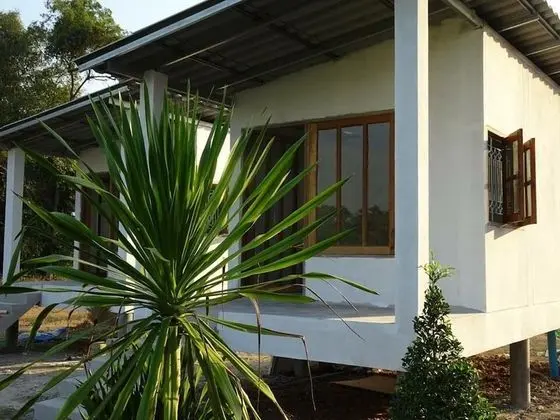 Baan Chomnam 1