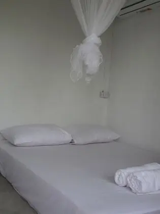 Baan Chomnam 1