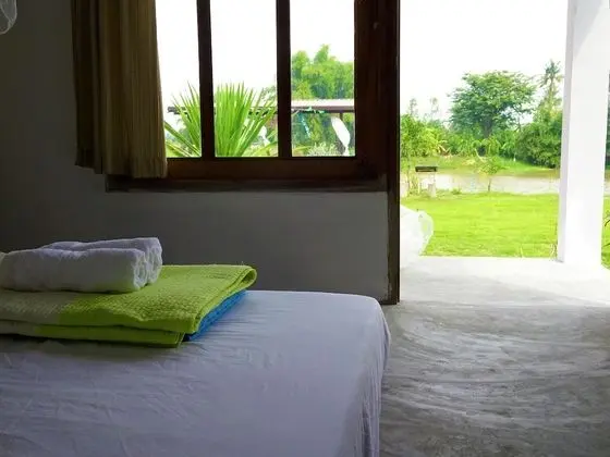 Baan Chomnam 1