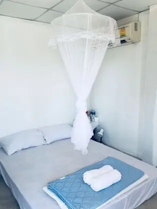 Baan Chomnam 1