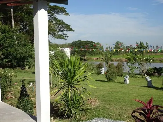 Baan Chomnam 1