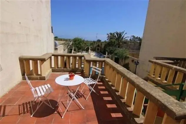 Family Dört Kişilik Oda, 1 Yatak Odası, Balkon, Havuz Manzaralı