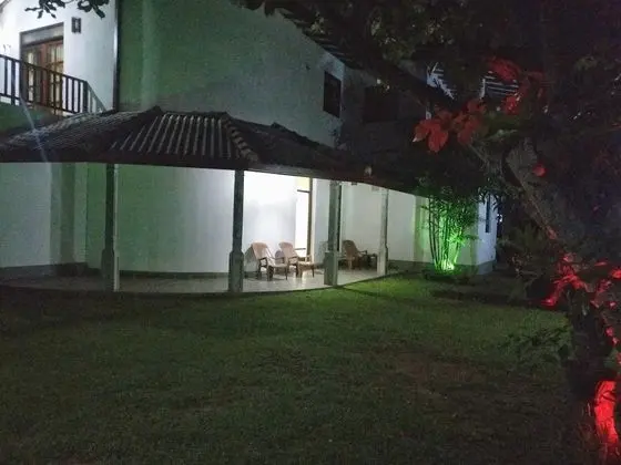 Deluxe Tek Büyük Yataklı Oda, 1 En Büyük (King) Boy Yatak, Balkon, Bahçeli