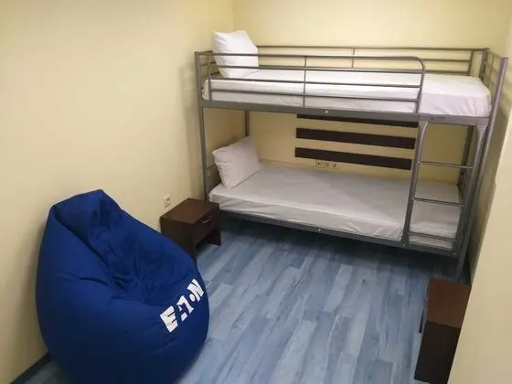Tek Büyük Yataklı Oda, Ortak Banyo (Bunk Bed)