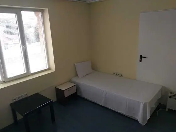 Tek Kişilik Oda, Ortak Banyo