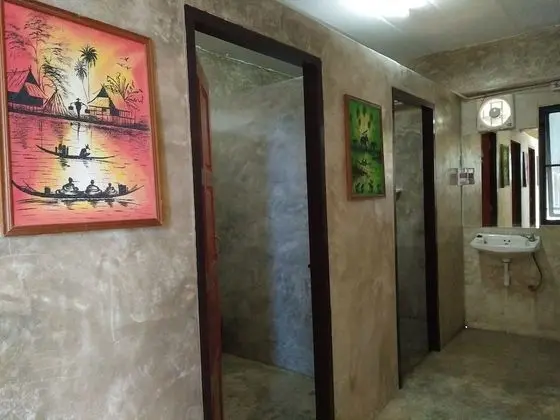 10 Beds Mixed Dormitory, Fan