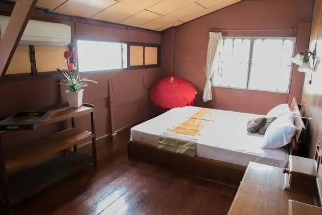 Double Sea View with Shared Bathroom