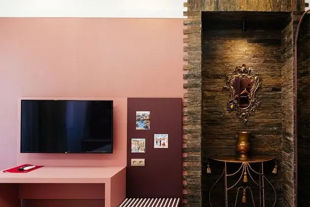 Comfort Tek Büyük veya İki Ayrı Yataklı Oda