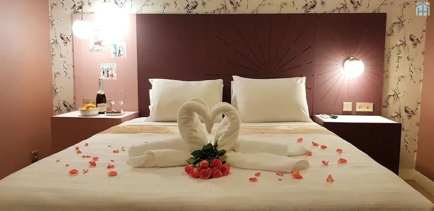 Comfort Tek Büyük Yataklı Oda