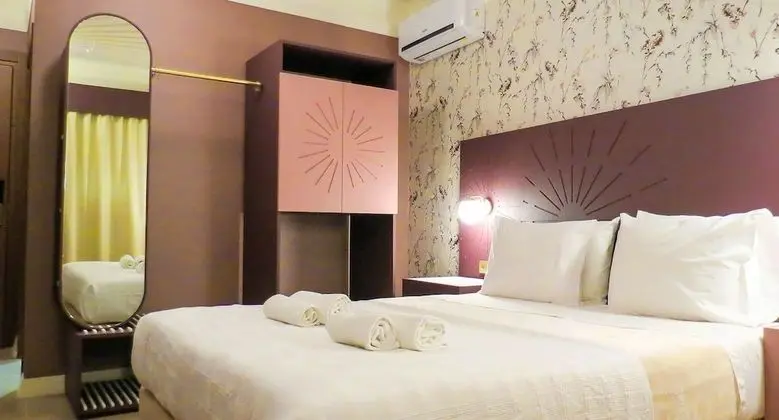 Comfort Tek Büyük Yataklı Oda