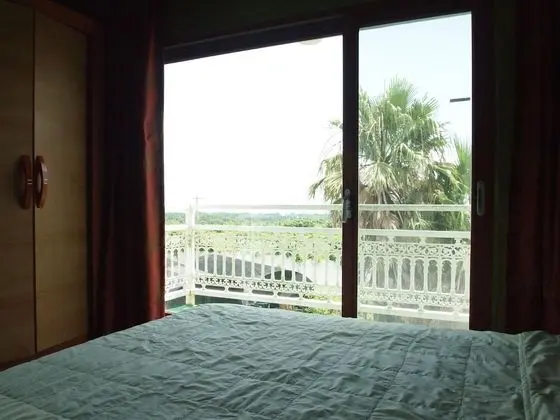 Deluxe Tek Büyük Yataklı Oda (Kitchen, Private Bathroom, Terrace)