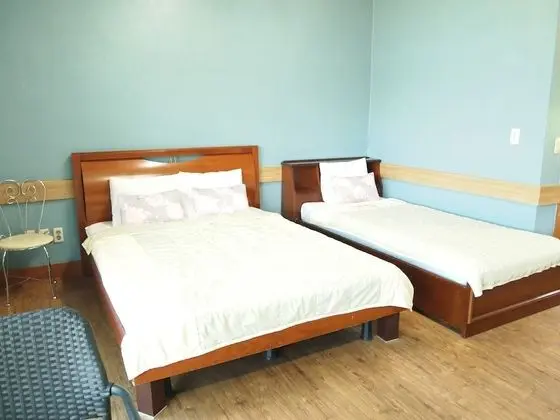 Standard İki Ayrı Yataklı Oda (Kitchen, Private Bathroom, Terrace)