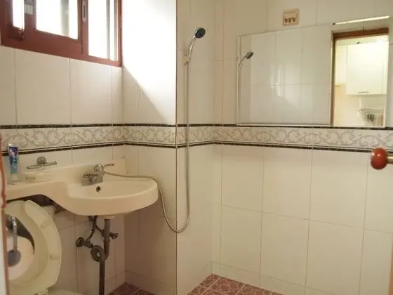 Standard İki Ayrı Yataklı Oda (Kitchen, Private Bathroom, Terrace)