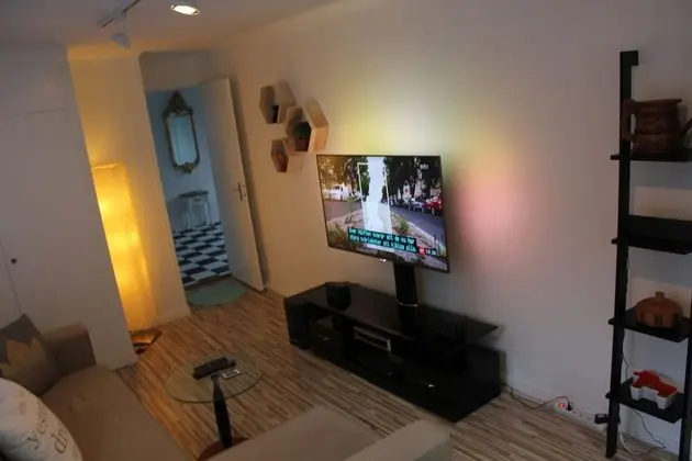 Villa, Executive Katı