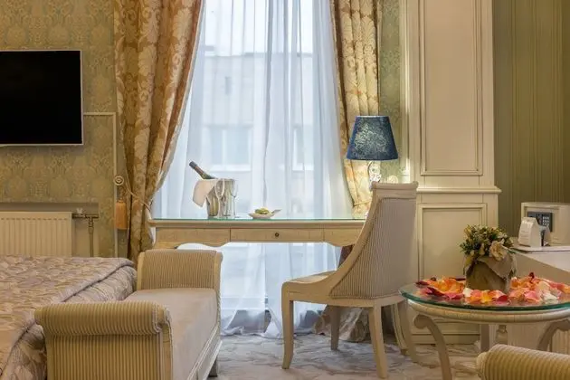 Deluxe Tek Büyük Yataklı Oda, Sauna