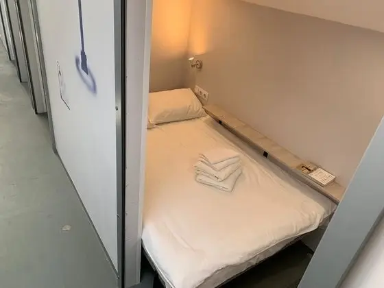 Family Tek Büyük Yataklı Oda