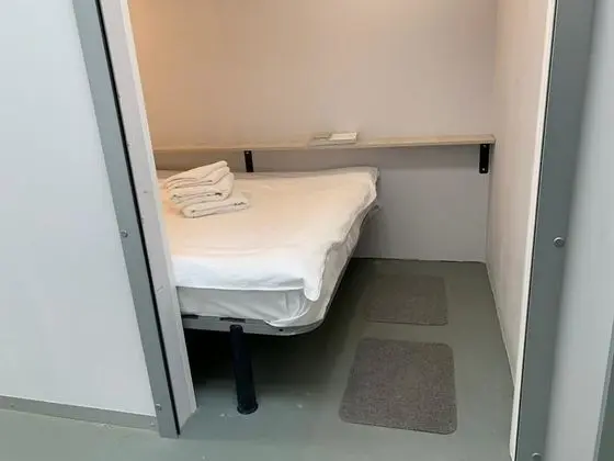 Family Tek Büyük Yataklı Oda