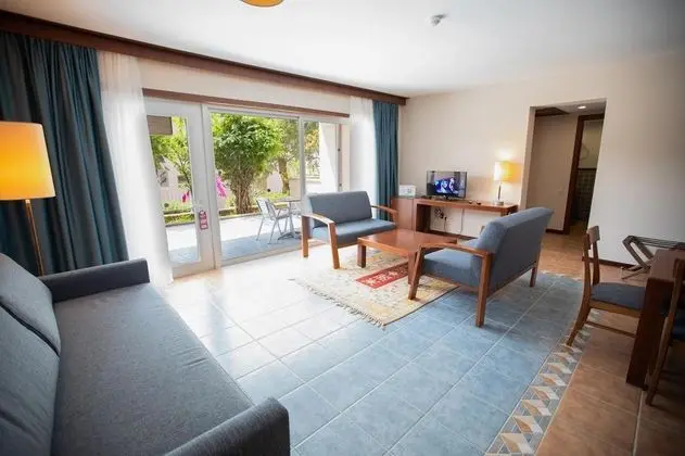 Suite, Bahçe Manzaralı