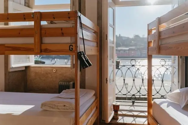 Panoramic Oda, Birden Çok Yatak, Balkon, Nehir Manzaralı