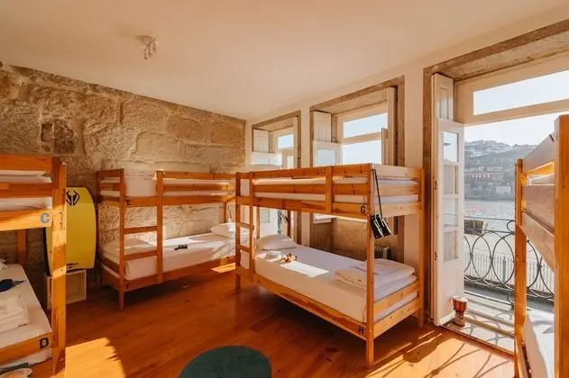 Panoramic Oda, Birden Çok Yatak, Balkon, Nehir Manzaralı