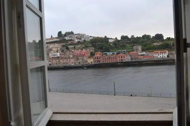 Panoramic Oda, Birden Çok Yatak, Balkon, Nehir Manzaralı