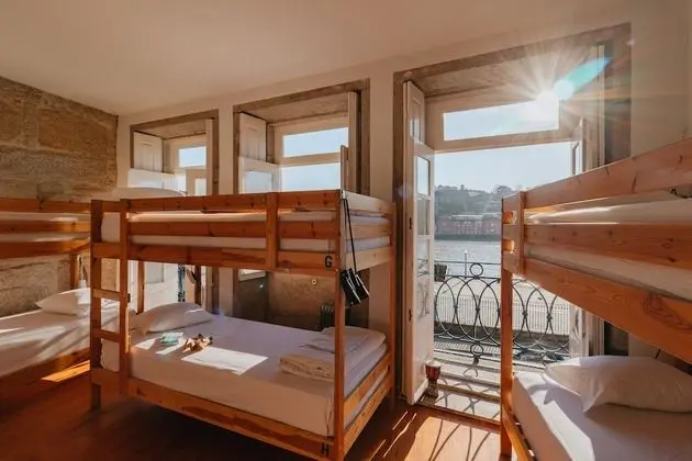 Panoramic Oda, Birden Çok Yatak, Balkon, Nehir Manzaralı