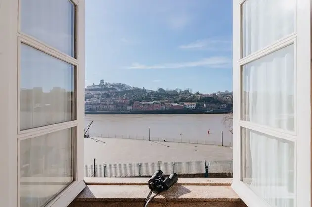 Panoramic Ortak Ranzalı Oda, Sadece kadınlar için, Nehir Manzaralı, Asma Kat