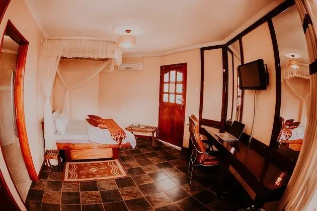 Deluxe Tek Büyük Yataklı Oda