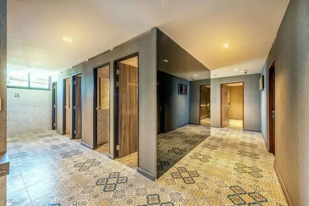 12-Bed Mixed Dormitory