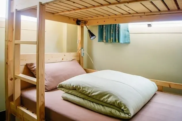 Ortak Ranzalı Oda, Karma Ranzalı Oda