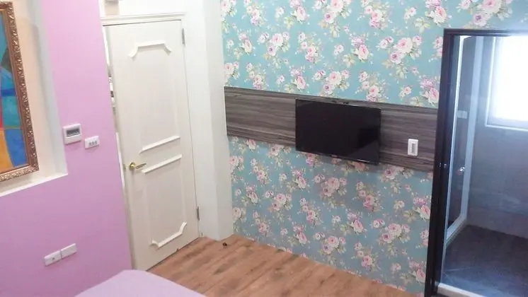 Standard Tek Büyük Yataklı Oda (B102)