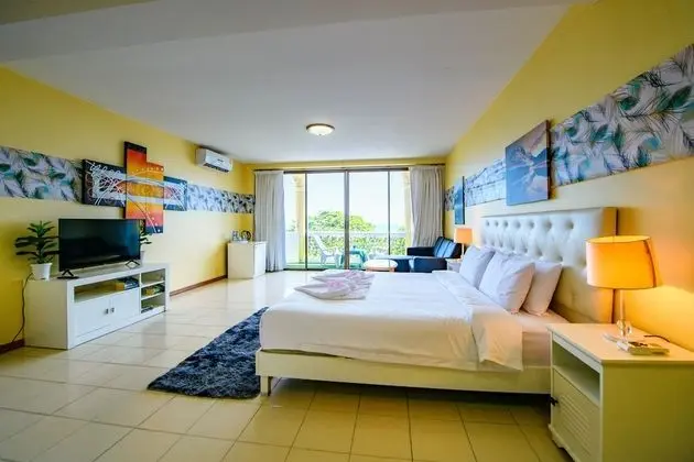 Studio with Sea View