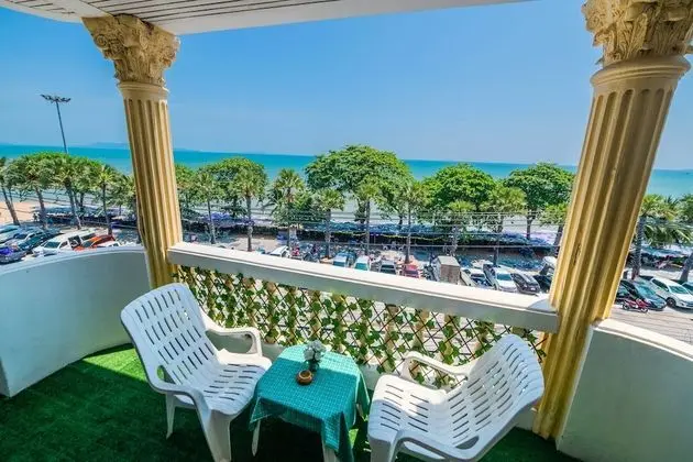 Studio with Sea View