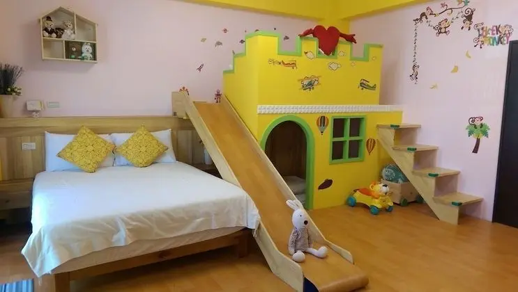 Deluxe Dört Kişilik Oda