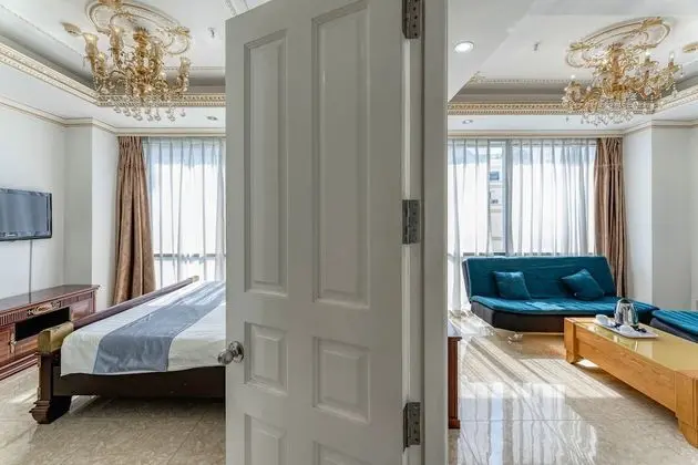 Family Oda, Şehir Manzaralı (Connecting)